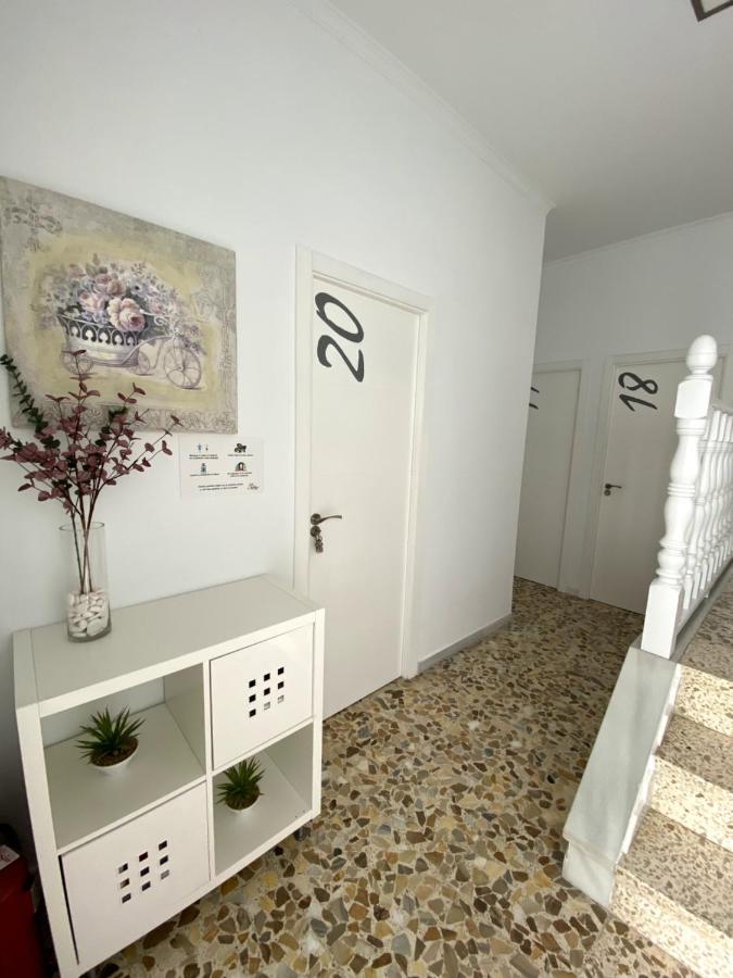 Hostal Mellizo 레브리자 외부 사진